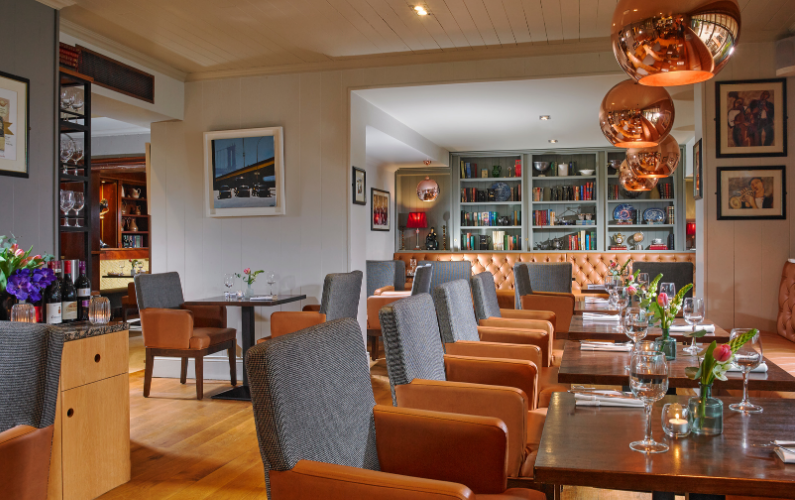 Castlecourt Hotel