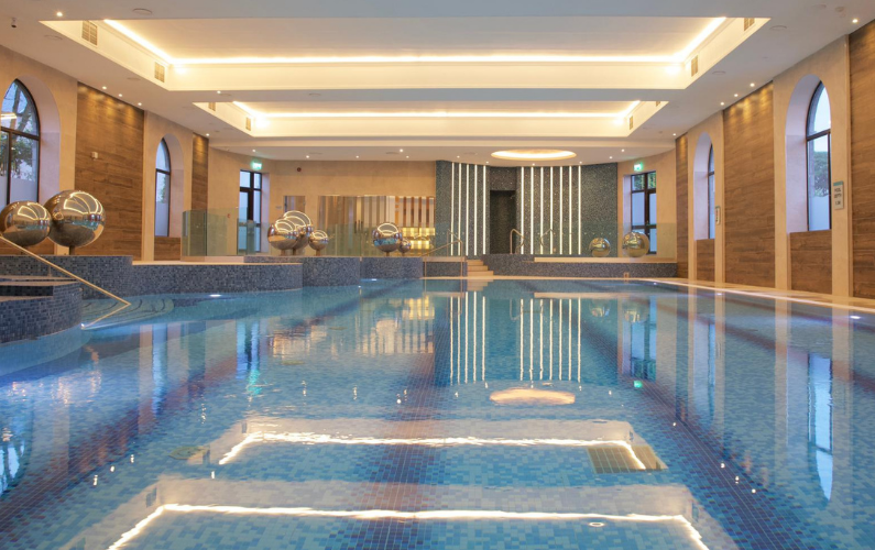 Castlecourt Hotel