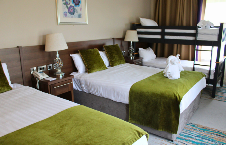 Woodford Dolmen Hotel