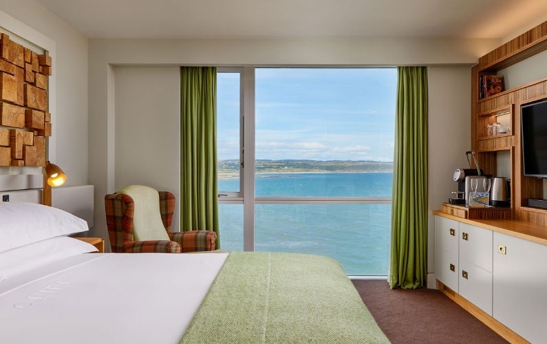 Cliff House Hotel