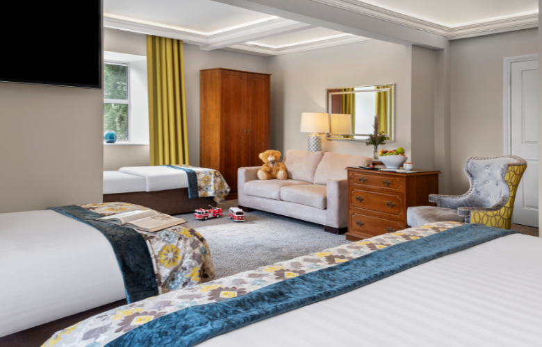 Cork's Vienna Woods Hotel & Villas 