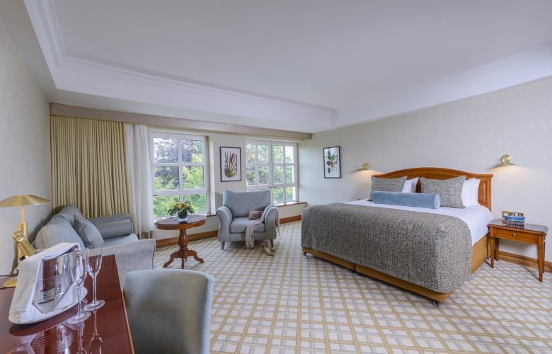 Killarney Plaza Hotel & Spa