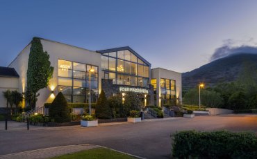 Four Seasons Hotel Carlingford Four-Seasons-Hotel-Carlingford