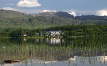 Harveys Point  Hotel