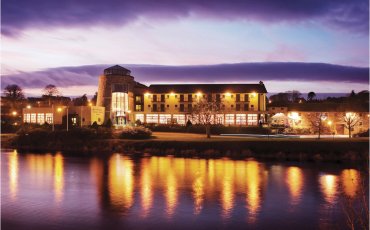 Riverside-Park-Hotel