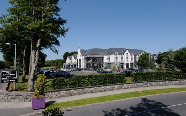 Raheen Woods Hotel